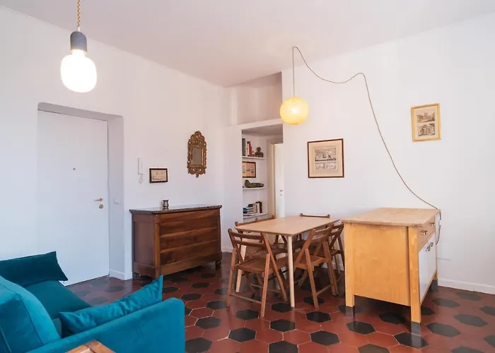 Sunnytestaccio Apartment Rom