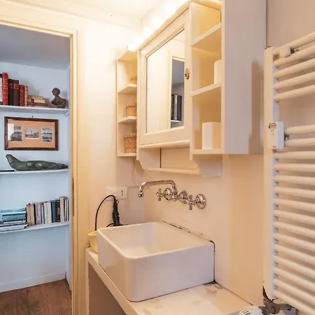 Sunnytestaccio Apartment Rome